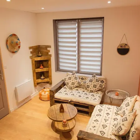 Aux 3 Nuances Suites Privatives & Spa Calais Exterior foto