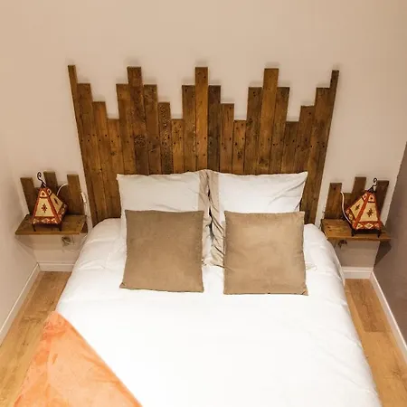 Aux 3 Nuances Suites Privatives & Spa Calais Exterior foto